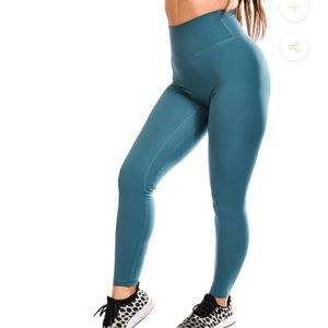 TYC Scrunch Leggings